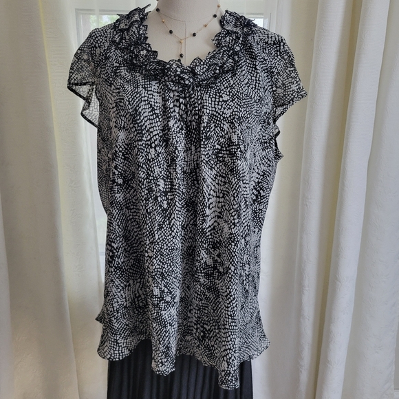 Anne Klein blouse, Black & White Patterned, XL - Picture 2 of 4